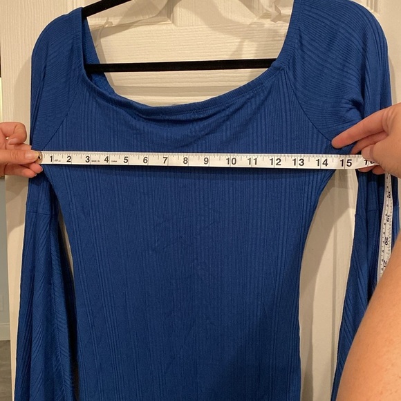 Bell-Bottom sleeve, Blue Mini Dress from Black Bead, size L - Picture 8 of 8